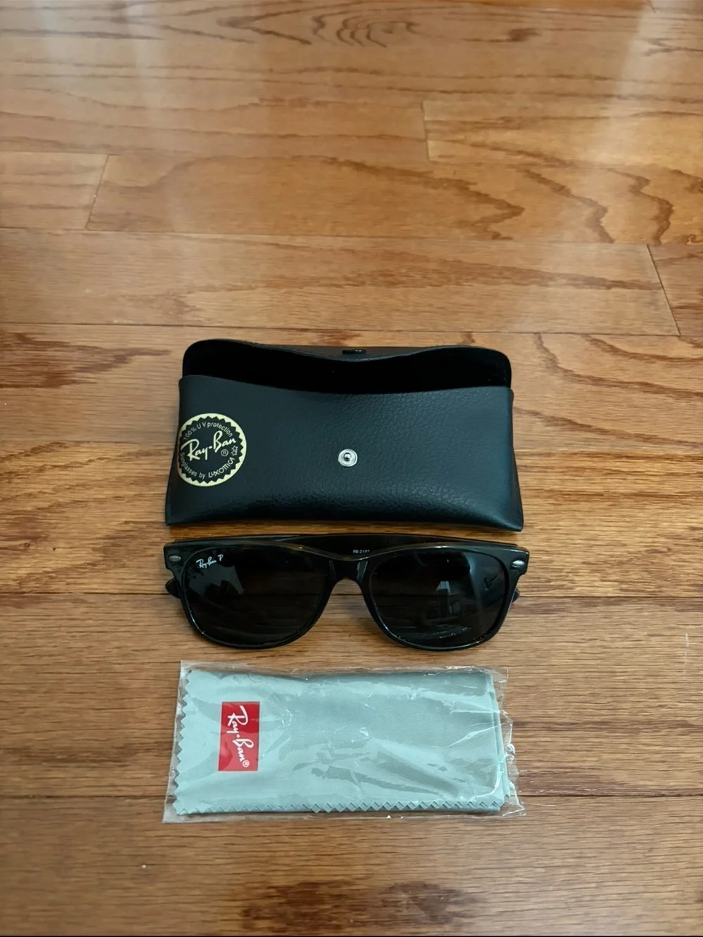 Ray-Ban RB2132 New Wayfarer Polarized Black Sunglasses Made in Italy